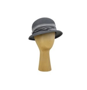 Moteriška skrybėlė DM8